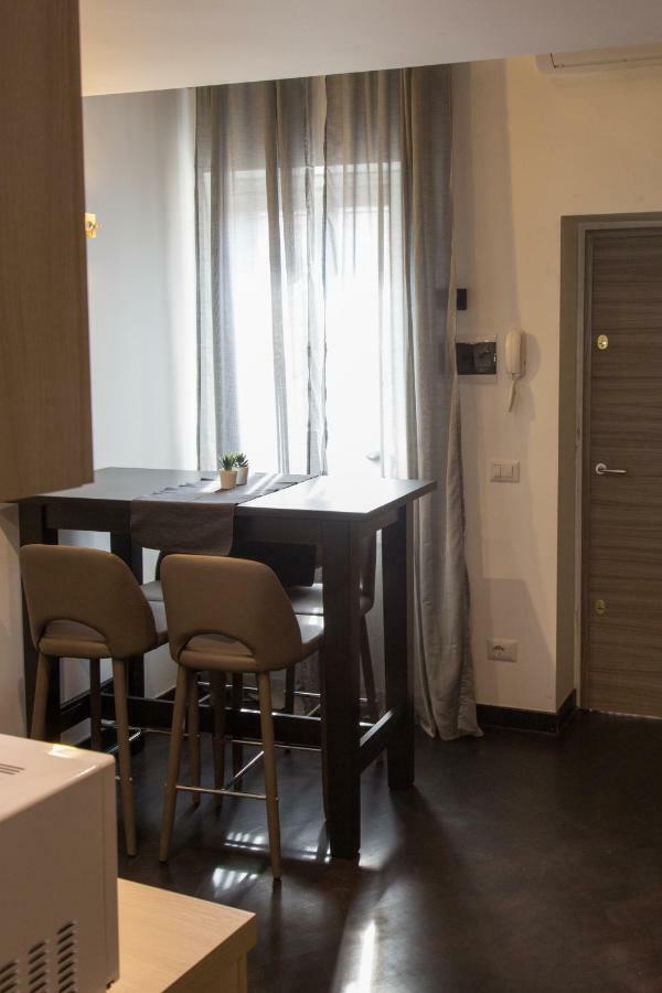Industrial Apartment Near Duomo Milano Eksteriør billede