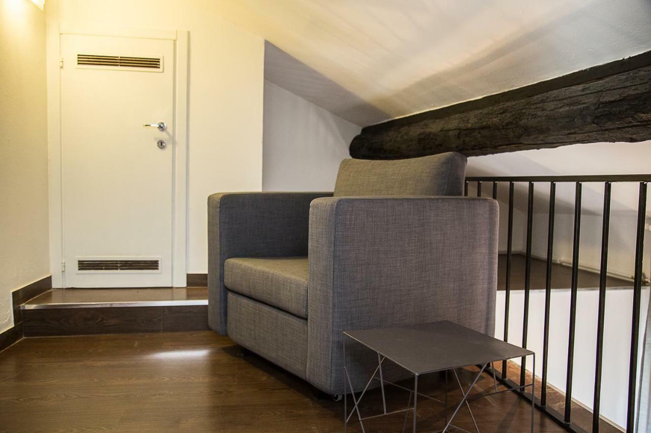 Industrial Apartment Near Duomo Milano Eksteriør billede